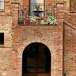 Podere La Ceppa1 Lägenhetshotell 4*