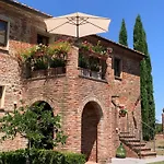 Podere La Ceppa1 Lägenhetshotell 4*